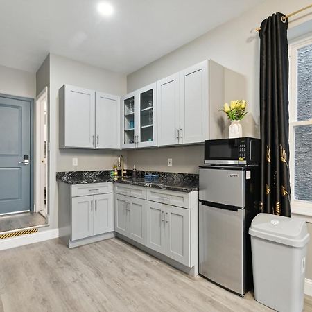 פילדלפיה Stay At Luna On N 10Th St מראה חיצוני תמונה